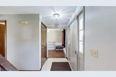 13608 Inverness Avenue NW, Uniontown, OH 44685 - Photo 3