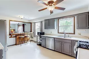 13608 Inverness Ave NW, Uniontown, OH 44685 - Photo 7