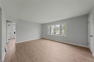 2432 21st St, Cuyahoga Falls, OH 44223 - Photo 25