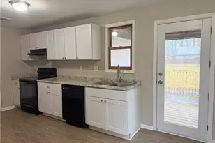 3003 Walter Rd, North Olmsted, OH 44070 - Photo 3