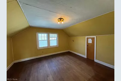131 E 200th Street, Euclid, OH 44119 - Photo 25