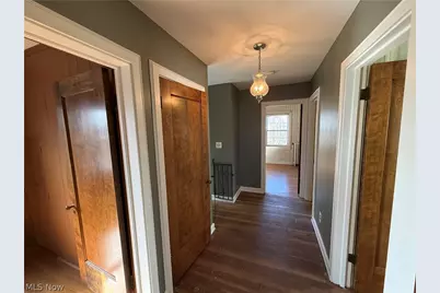 131 E 200th Street, Euclid, OH 44119 - Photo 35