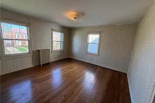131 E 200th St, Euclid, OH 44119 - Photo 19