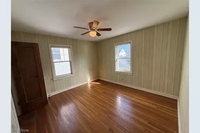 131 E 200th Street, Euclid, OH 44119 - Photo 21