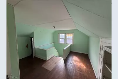 131 E 200th Street, Euclid, OH 44119 - Photo 23
