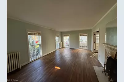 131 E 200th Street, Euclid, OH 44119 - Photo 5