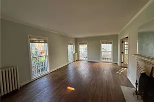 131 E 200th St, Euclid, OH 44119 - Photo 5