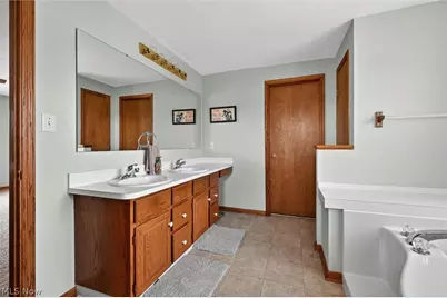 81 S Brookside Drive, Oak Harbor, OH 43449 - Photo 25