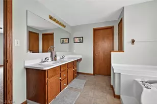 81 S Brookside Dr, Oak Harbor, OH 43449 - Photo 25