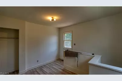 1222 Blaine Avenue, Cambridge, OH 43725 - Photo 9