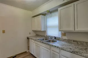 1222 Blaine Ave, Cambridge, OH 43725 - Photo 19