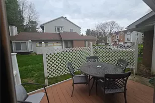355 Village Pointe Dr, Akron, OH 44313 - Photo 17
