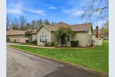 5 Hunters Woods Boulevard #5A, Canfield, OH 44406 - Photo 1