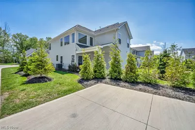 606 Monteforte Court #43, Avon Lake, OH 44012 - Photo 35
