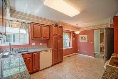 2917 Windsor Court #106, Stow, OH 44224 - Photo 7