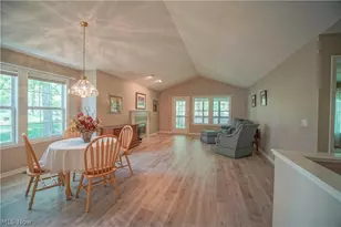2917 Windsor Ct, Stow, OH 44224 - Photo 9
