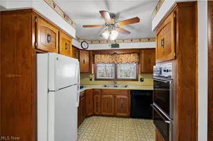 1140 Stearns St, Brunswick, OH 44212 - Photo 3