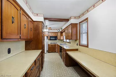 1140 Stearns Street, Brunswick, OH 44212 - Photo 5