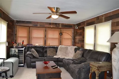 229 Lake Shore Terrace, Warren, OH 44481 - Photo 9