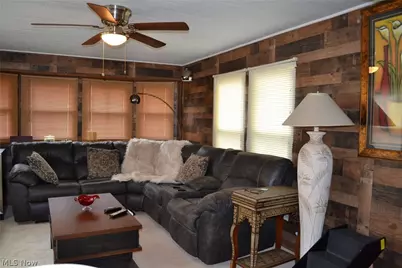 229 Lake Shore Terrace, Warren, OH 44481 - Photo 7