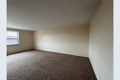 11850 Edgewater Drive #723, Oakwood, OH 44107 - Photo 7