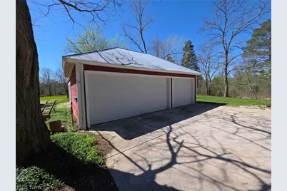 2160 Boston Road, Hinckley, OH 44233 - Photo 13