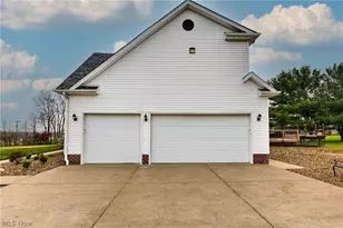 935 Paulin Rd, Poland, OH 44514 - Photo 3