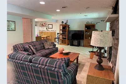 2594 W Buckhorn Drive, Millersburg, OH 44654 - Photo 37