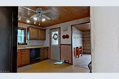 501 Helen Street, Weirton, WV 26062 - Photo 7