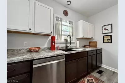 1605 24th Street, Parkersburg, WV 26101 - Photo 9