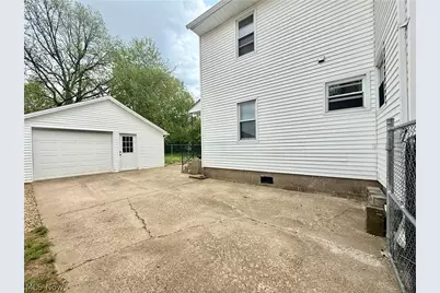 1605 24th Street, Parkersburg, WV 26101 - Photo 3