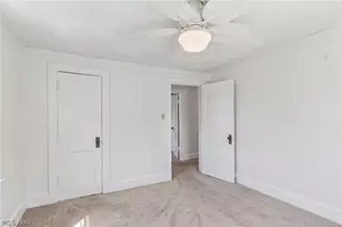 330 N Hawkins Ave, Akron, OH 44313 - Photo 21