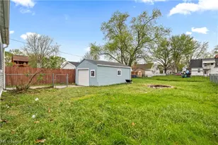 624 Eastern Heights Blvd, Elyria, OH 44035 - Photo 33