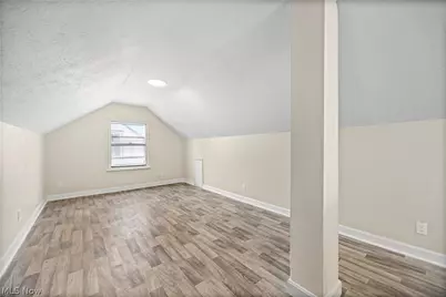 624 Eastern Heights Boulevard, Elyria, OH 44035 - Photo 27