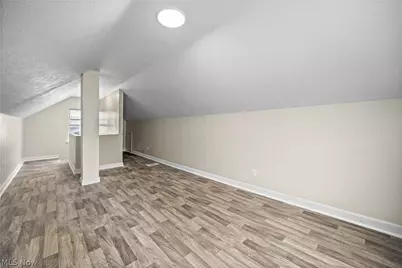 624 Eastern Heights Boulevard, Elyria, OH 44035 - Photo 25