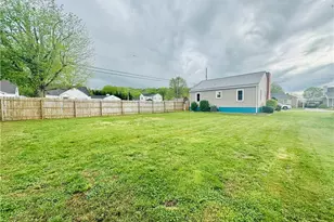 711 Victoria Ave, Williamstown, WV 26187 - Photo 23