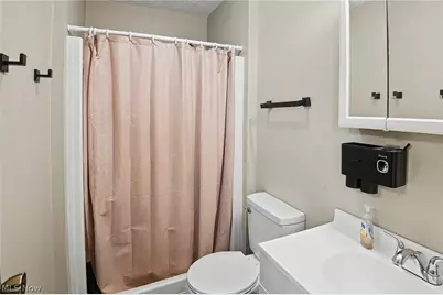 1392 Homestead Drive, East Liverpool, OH 43920 - Photo 9
