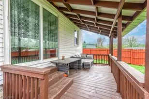 588 Jackson St, Amherst, OH 44001 - Photo 25