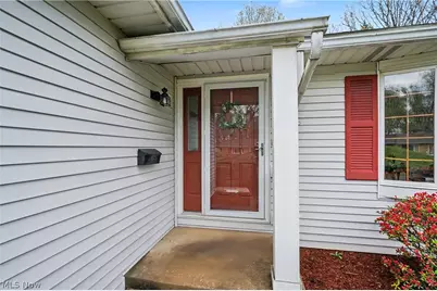 1210 Janet Avenue NW, North Canton, OH 44720 - Photo 3