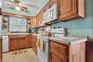 1210 Janet Ave NW, North Canton, OH 44720 - Photo 15