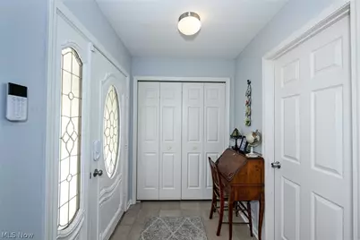 923 Elizabeth Court, Cuyahoga Falls, OH 44221 - Photo 3