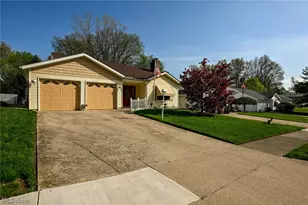 923 Elizabeth Ct, Cuyahoga Falls, OH 44221 - Photo 47
