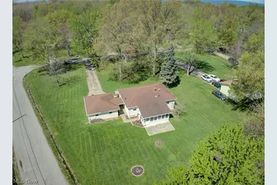 2015 Wallace Lane, Lorain, OH 44053 - Photo 33