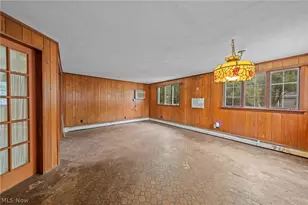 19264 N Sagamore Rd, Fairview Park, OH 44126 - Photo 13
