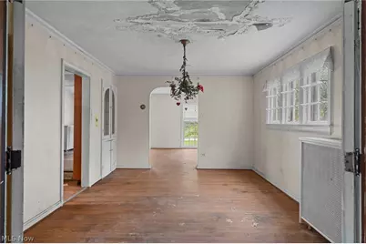 19264 N Sagamore Road, Fairview Park, OH 44126 - Photo 9