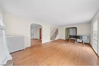 19264 N Sagamore Road, Fairview Park, OH 44126 - Photo 5