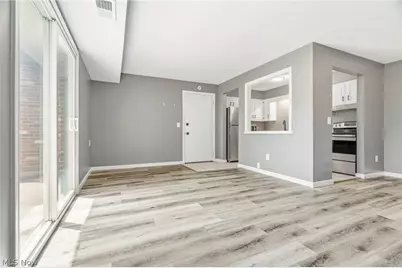 5240 Emil Avenue SW #102, Navarre, OH 44662 - Photo 9