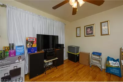 9596 Reichert Road, Parma, OH 44130 - Photo 15