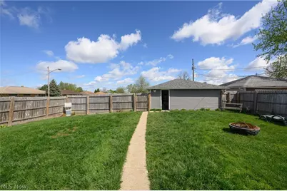 9596 Reichert Road, Parma, OH 44130 - Photo 21