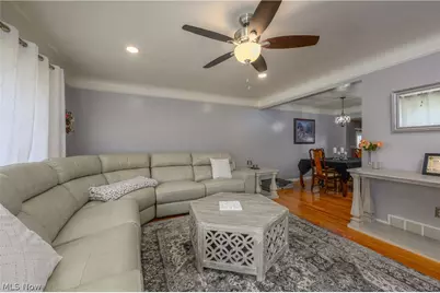 9596 Reichert Road, Parma, OH 44130 - Photo 5